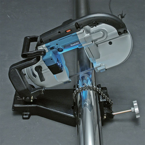 may cat sat inox makita 2107FK gia re