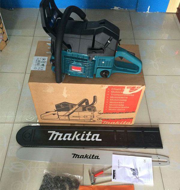 may-cua-xich-makita-dcs9010