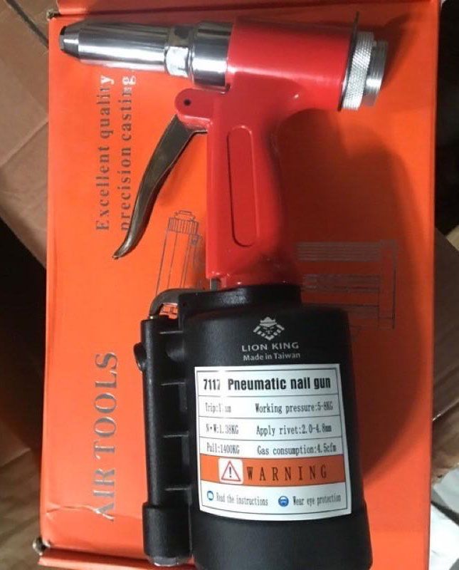 Súng rút rive khí nén LION KING 7117