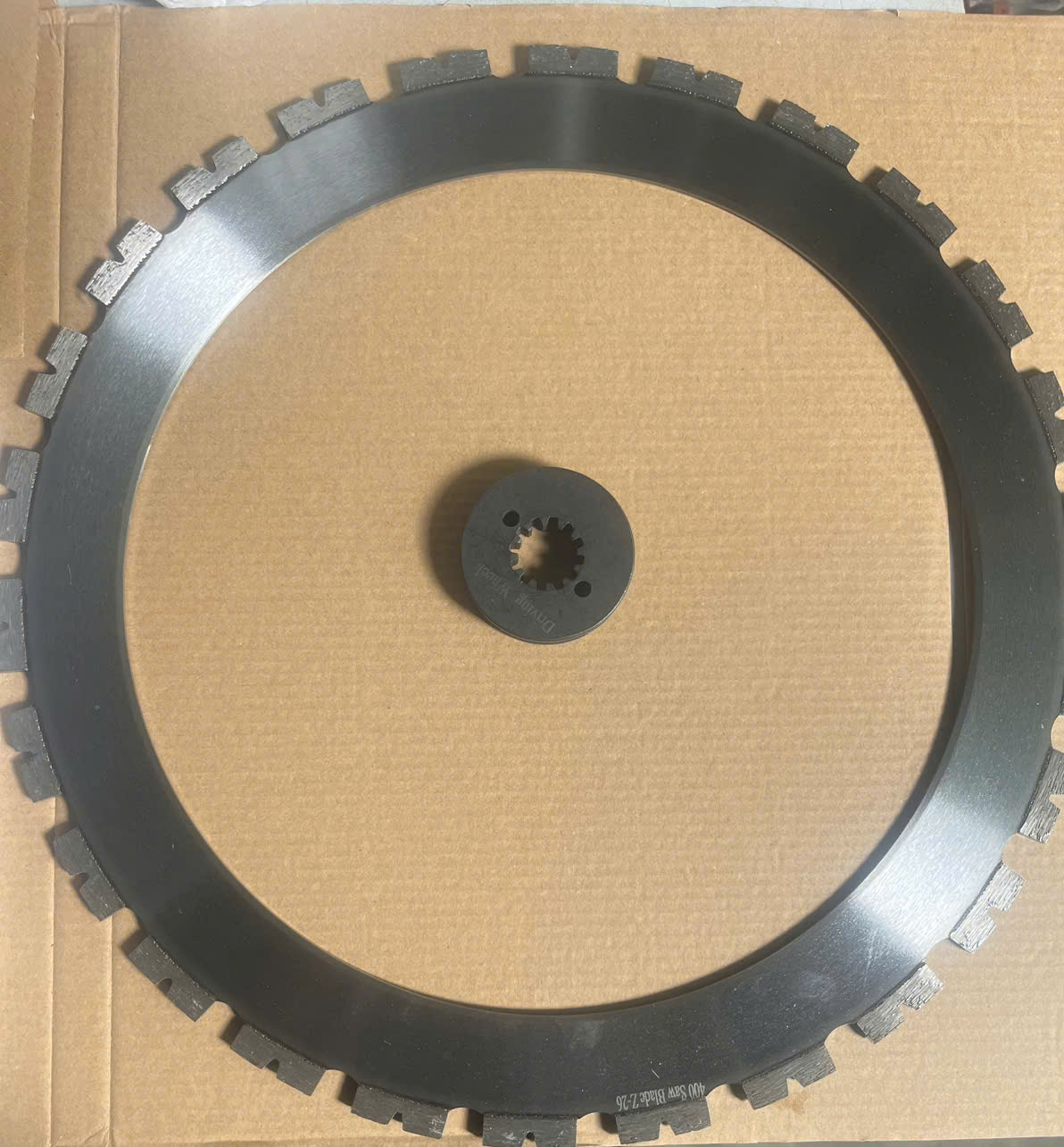 dia chi ban luoi cat be tong vong 400mm
