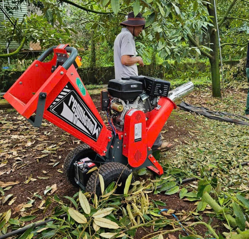 M&aacute;y băm c&agrave;nh c&acirc;y l&aacute; c&acirc;y chạy xăng 7HP