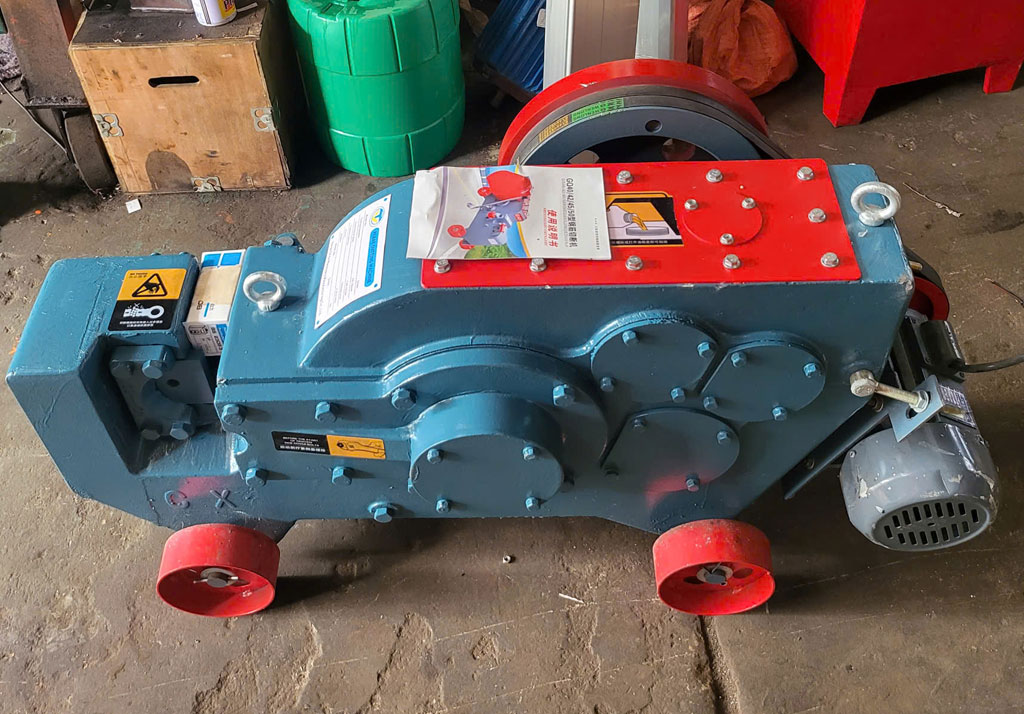 dia chi ban may cat sat thep GQ40 gia re tai Hanoi Saigon