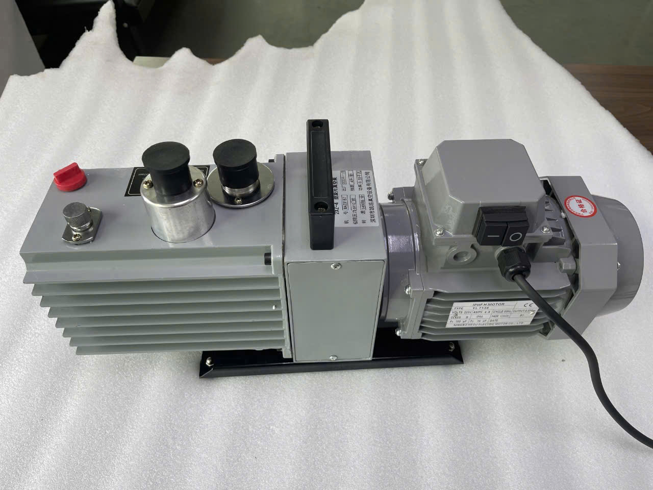 dia chi ban may hut chan khong 2 cap 2ZX4