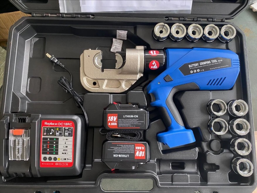M&aacute;y &eacute;p đầu cos thủy lực d&ugrave;ng pin EZ-400 gi&aacute; rẻ