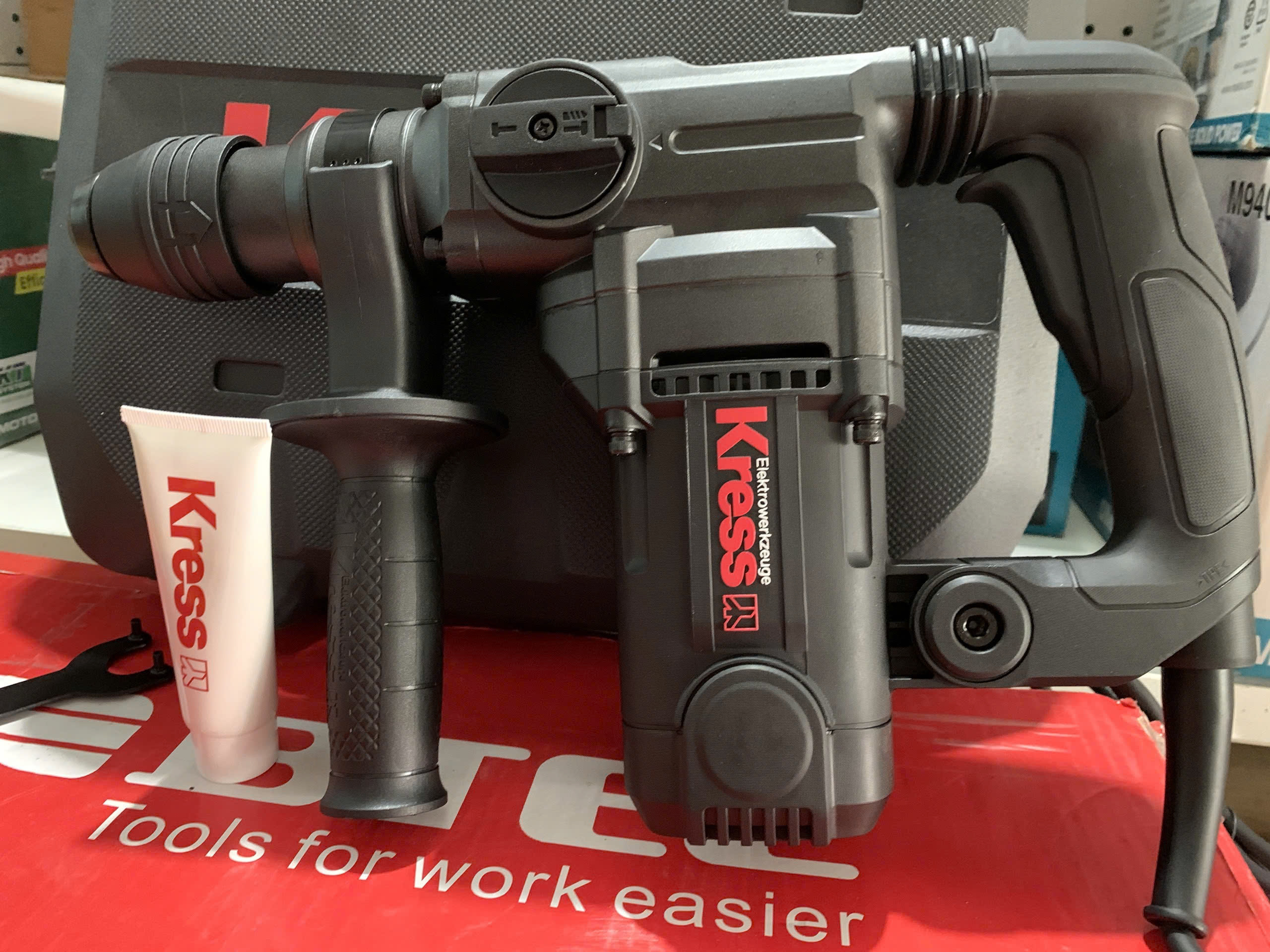 dia chi ban may khoan duc be tong Kress gia re