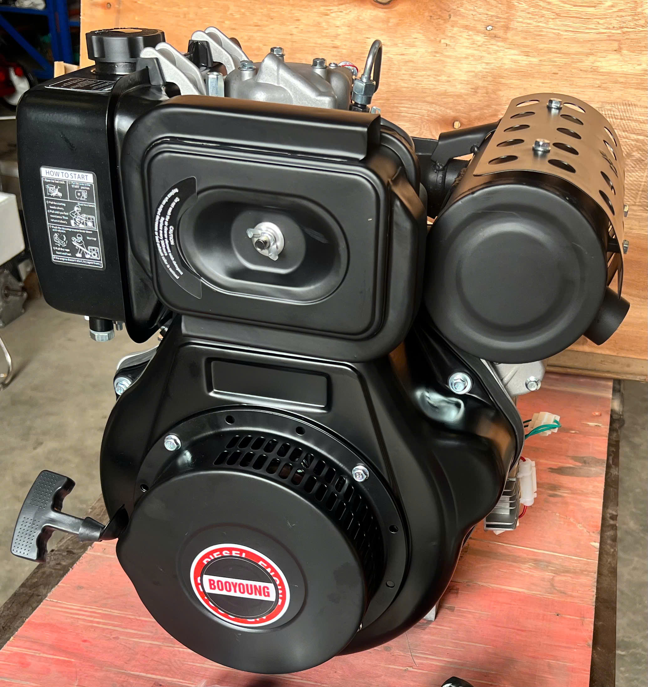 dia chi ban dong co dau diesel 13hp de no gia re hanoi saigon