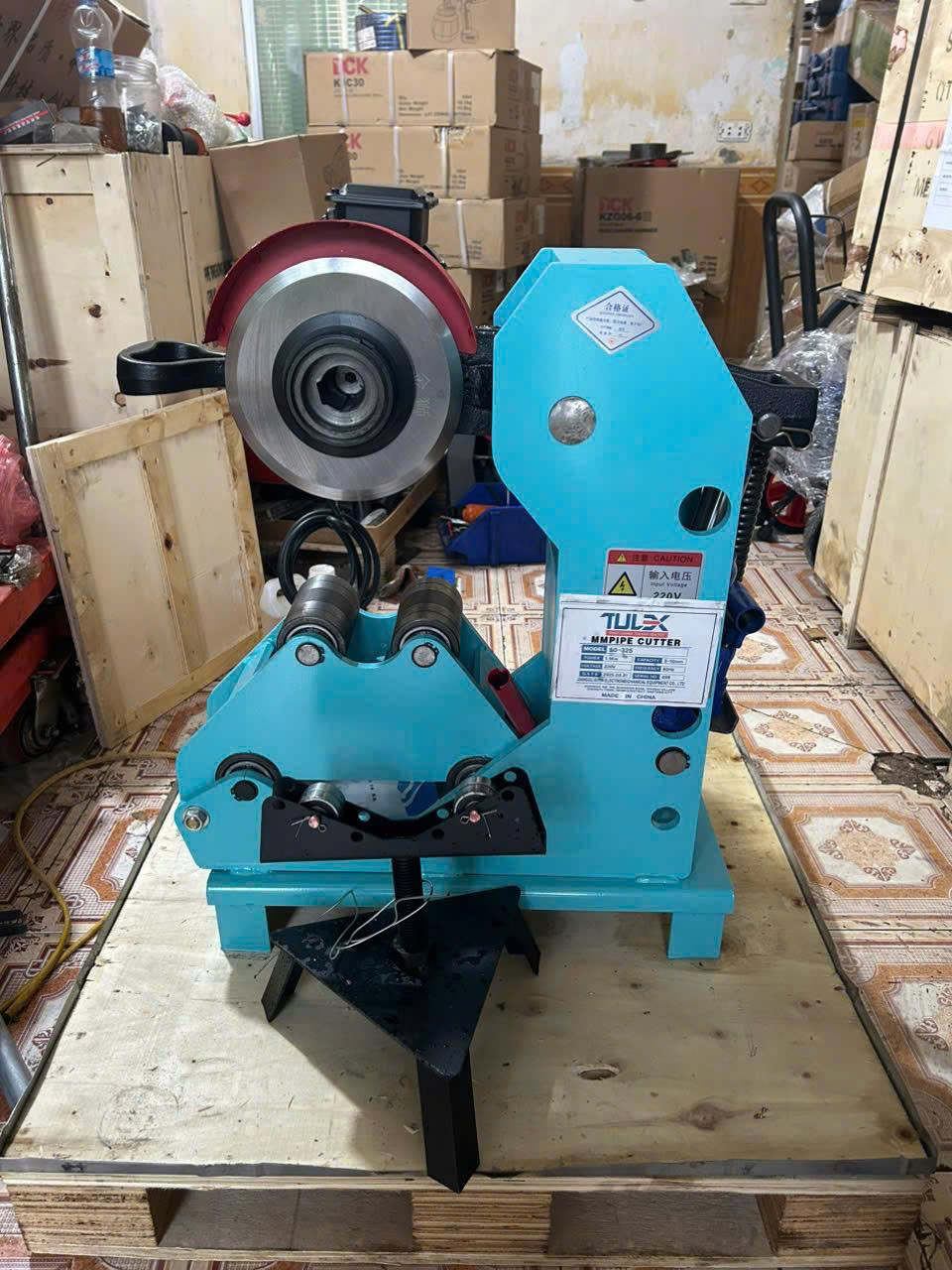 Địa chỉ b&aacute;n m&aacute;y cắt ống th&eacute;p PCCC tại H&agrave; Nội HCM