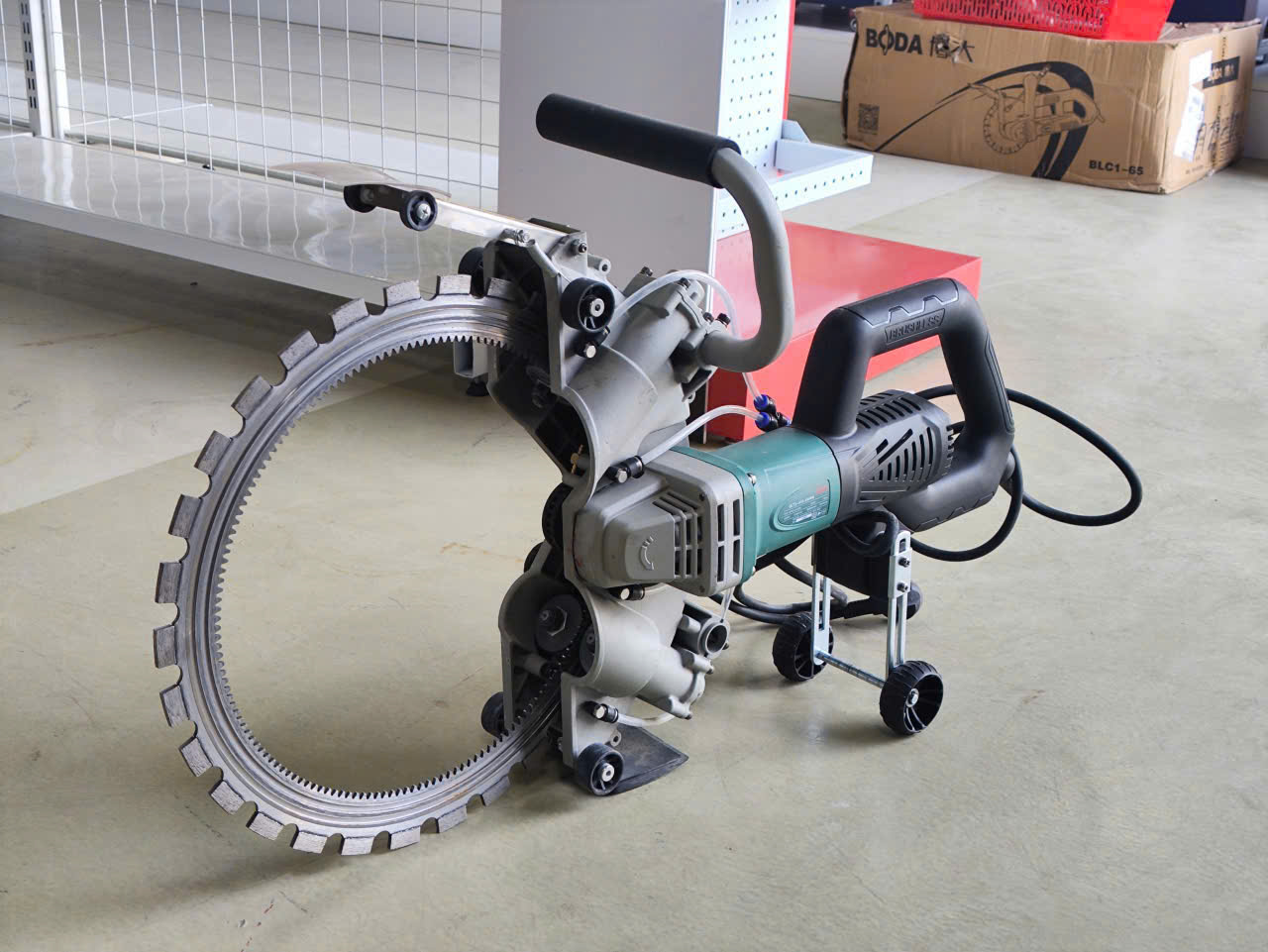 địa chỉ bán máy cắt bê tông cầm tay tại Hà Nội HCM