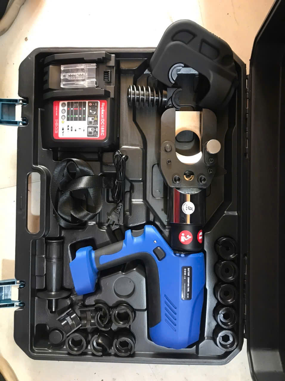 Địa chỉ bán máy ép cos cắt cáp thủy lực dùng pin 400mm