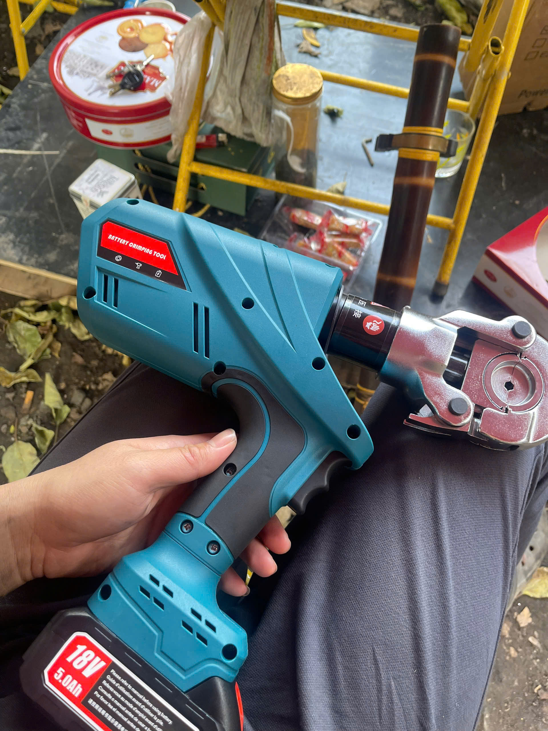 Địa chỉ b&aacute;n m&aacute;y cos thủy lực d&ugrave;ng pin EZ300 tại H&agrave; Nội HCM