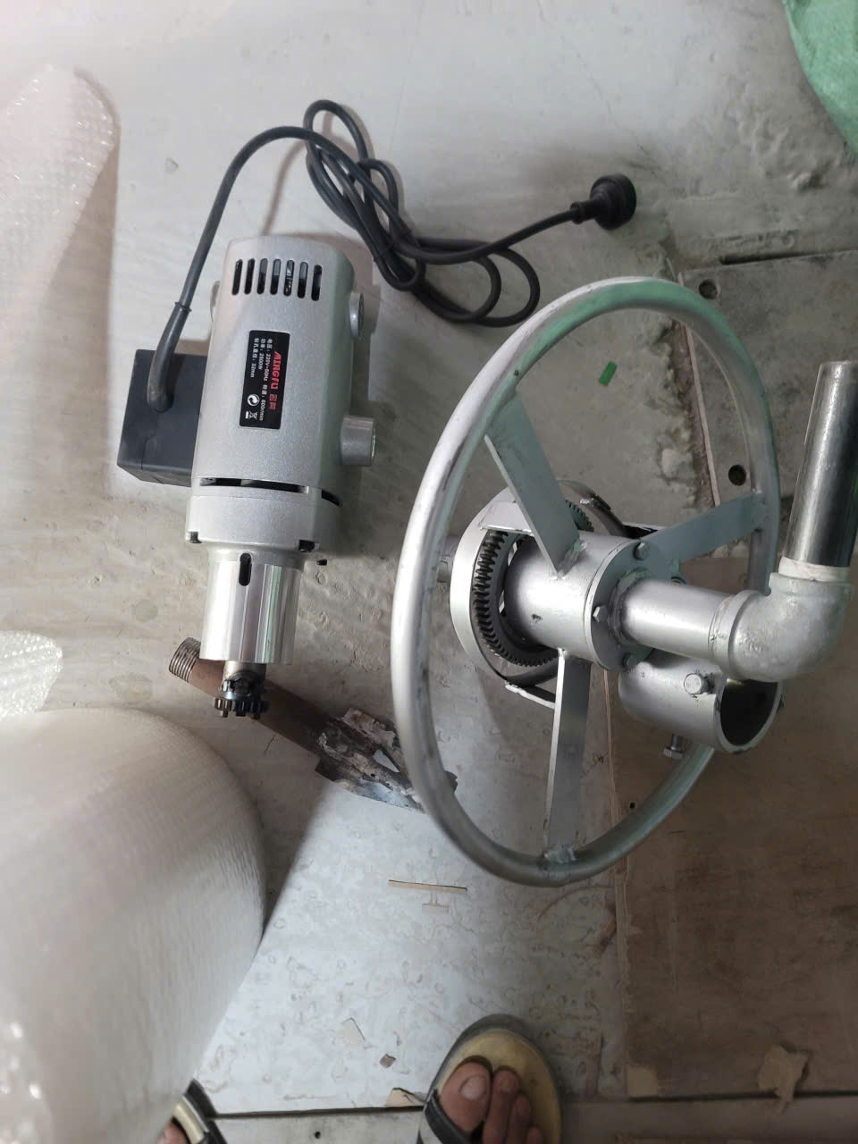Địa chỉ bán Máy khoan giếng cầm tay 2500W tại Hà Nội