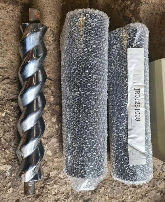 Xoắn sắt cao su bơm vữa JRD200